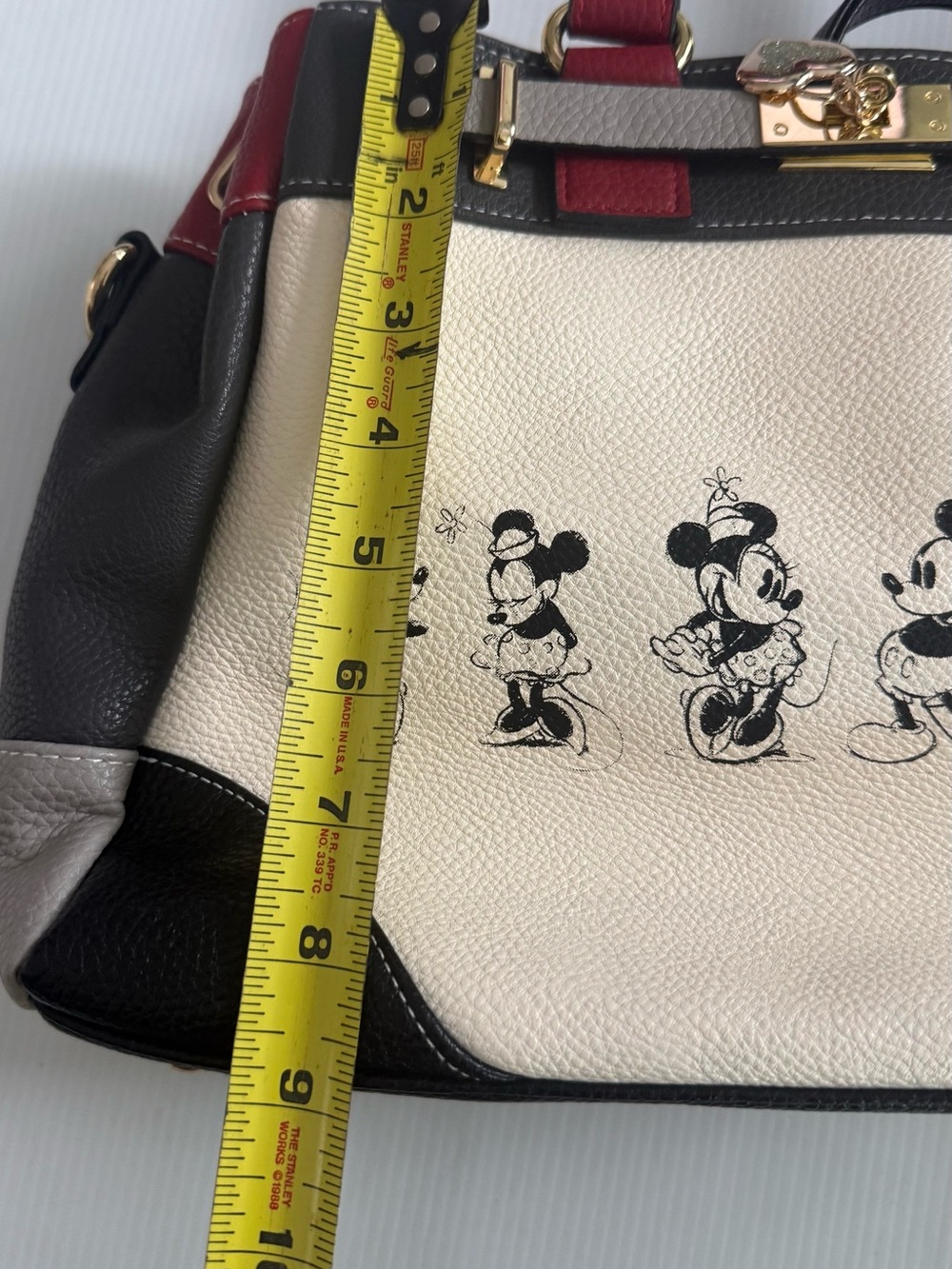 Cream and Red Mickey & Minnie Kiss Crossbody Bag - Picture 5 of 5
